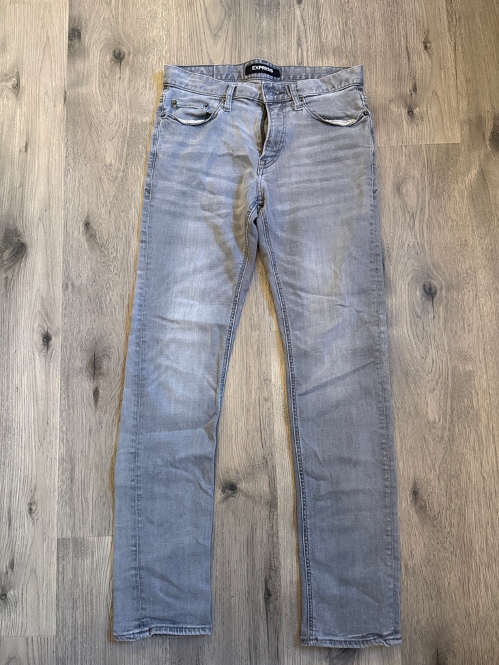 Express Men's Slim Straight Jeans in Light Gray Wash